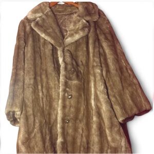 Vintage Grandella by Sportowne real fur coat women’s size 16. Brown 70’s